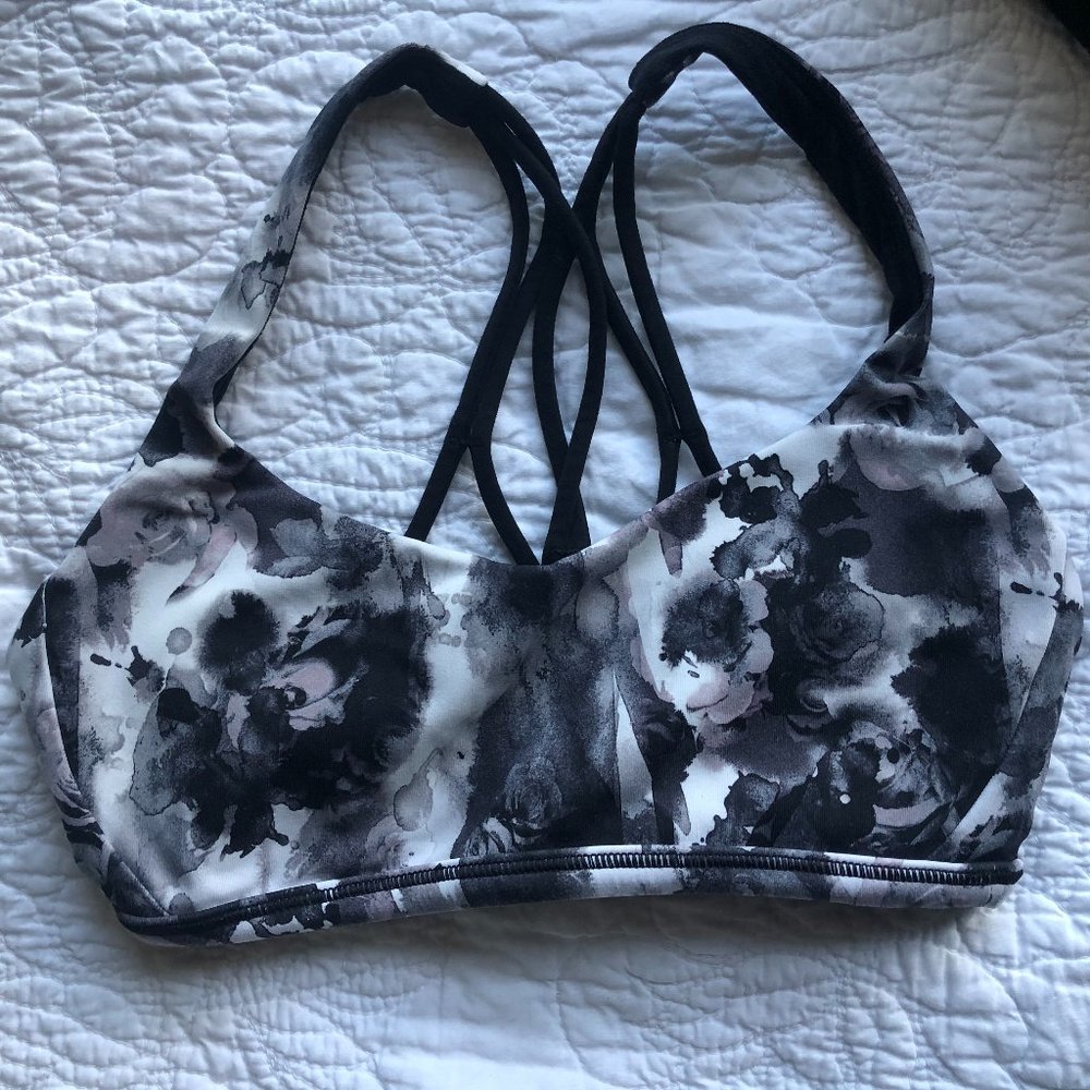 Lululemon Sports Bra